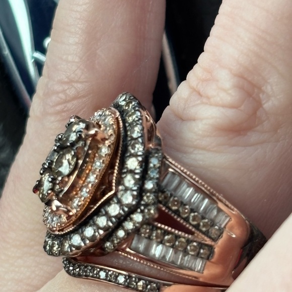 2.10tcw 10kRG chocolate/champagne diamond wedding set size 6 - Picture 5 of 5